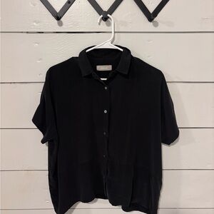 Everlane Boxy Shirt in Washable Silk